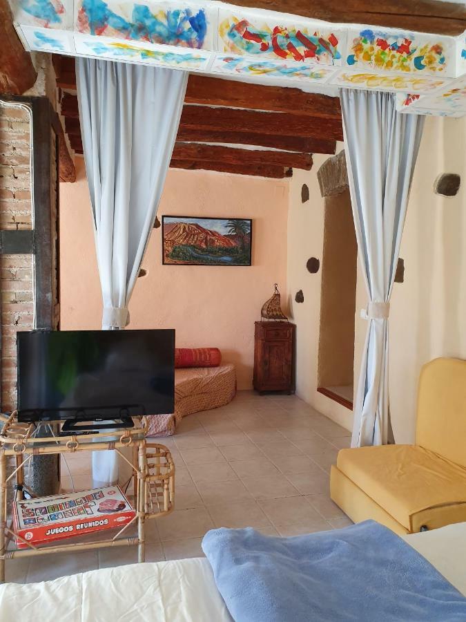 Torroja Apartment Cal Viola מראה חיצוני תמונה